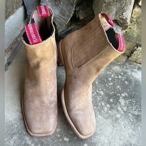 Texas Country Tan Suede Leather Men's Boots with pull on tabs Sz-(29). US-11. R